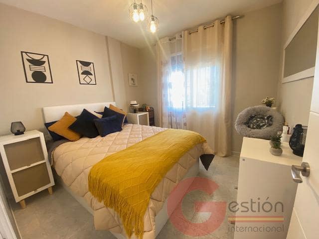 1 chambre Villa/Maison à vendre à Torrox avec piscine - 210 000 € (Ref: 9503536)