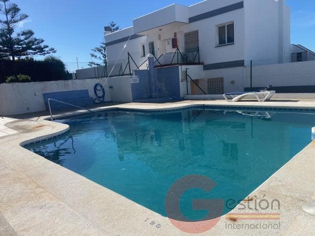 1 chambre Villa/Maison à vendre à Torrox avec piscine - 210 000 € (Ref: 9503536)