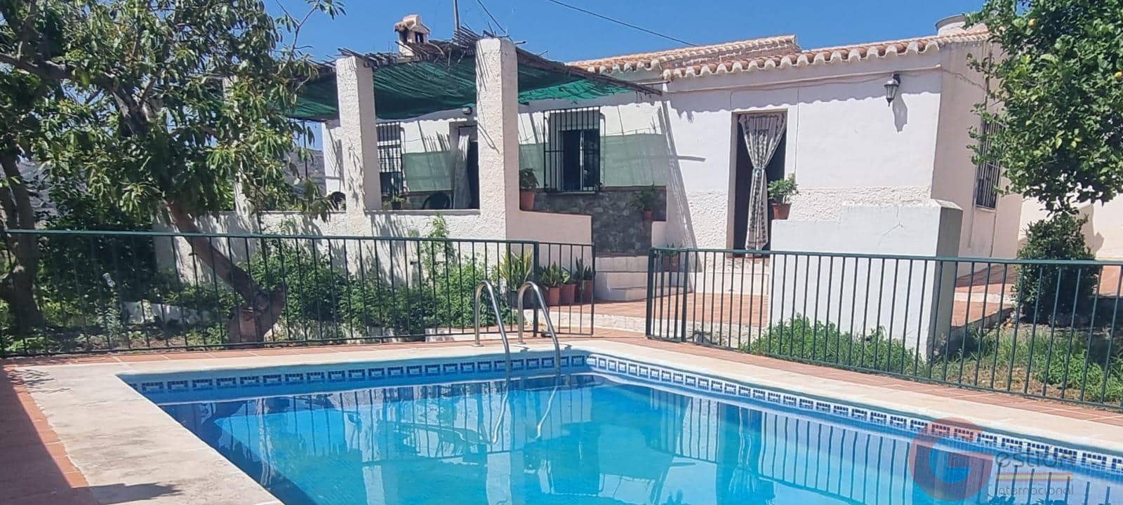 4 bedroom Villa for sale in Frigiliana with pool - € 420,000 (Ref: 9504139)