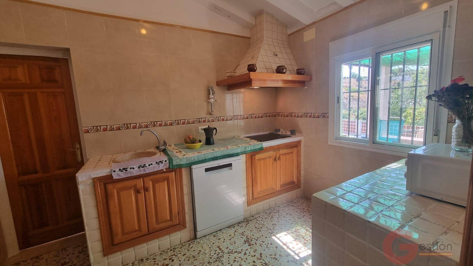 4 bedroom Villa for sale in Frigiliana with pool - € 420,000 (Ref: 9504139)