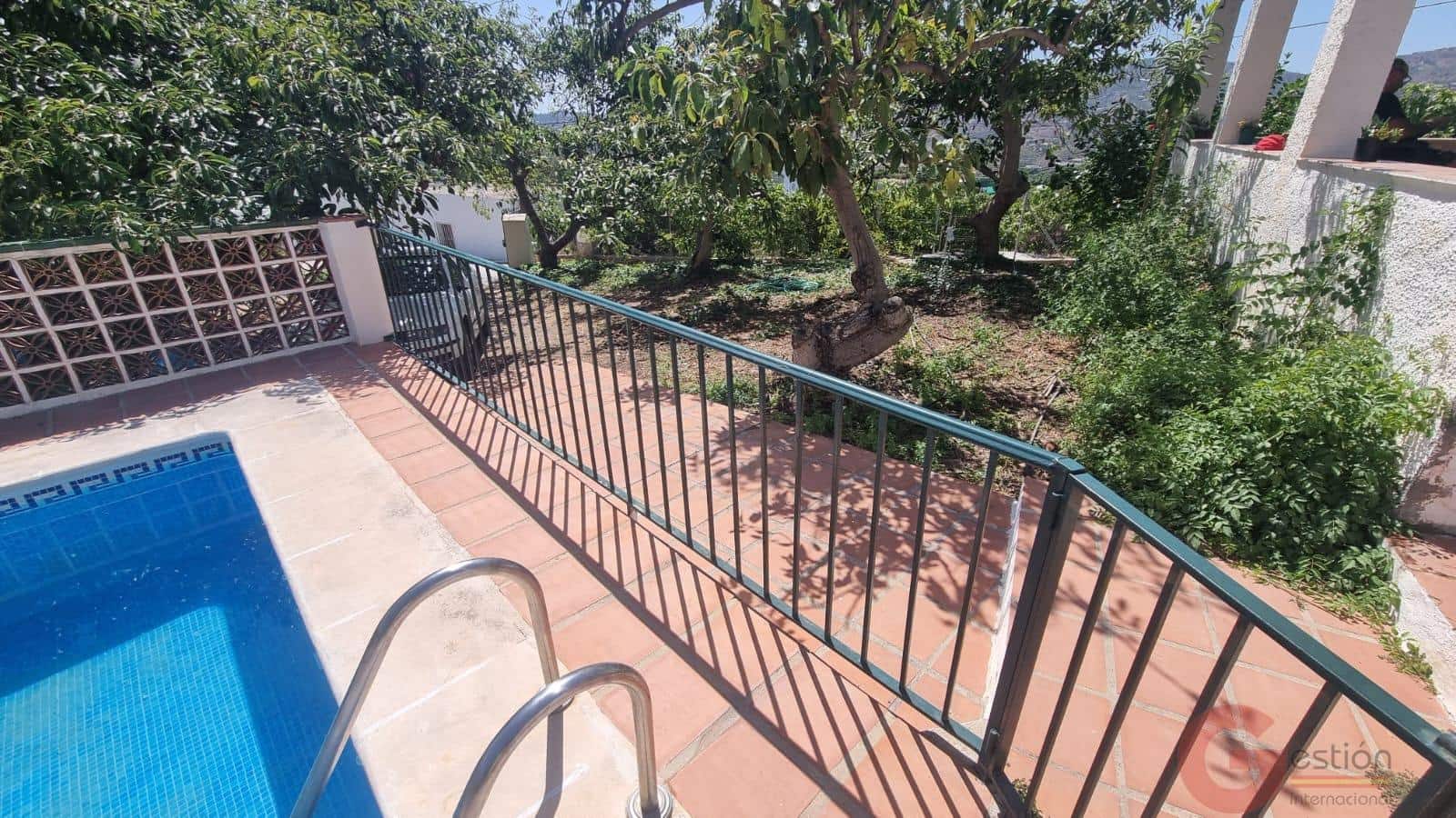 4 bedroom Villa for sale in Frigiliana with pool - € 420,000 (Ref: 9504139)