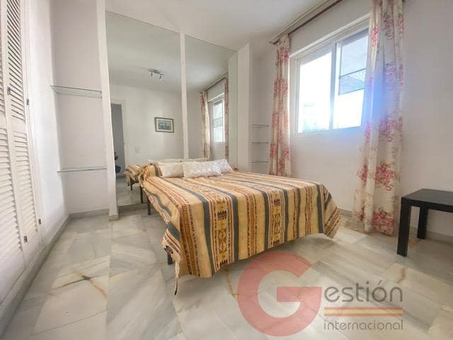 3 bedroom Flat for sale in Almunecar - € 300,000 (Ref: 9506969)