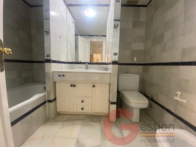 3 bedroom Flat for sale in Almunecar - € 300,000 (Ref: 9506969)