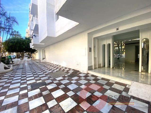 3 bedroom Flat for sale in Almunecar - € 300,000 (Ref: 9506969)