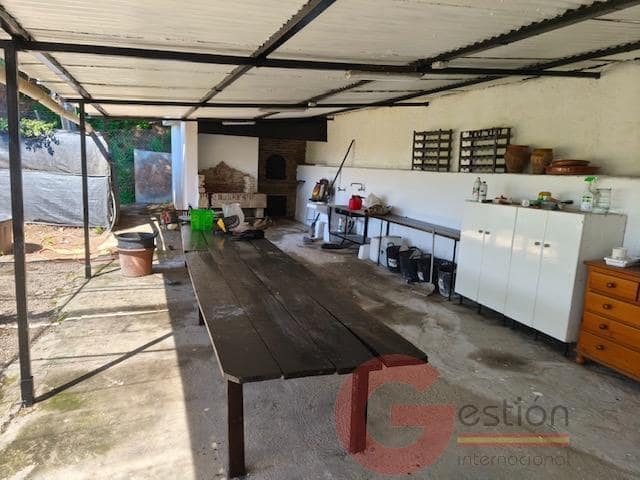 5 soveværelse Villa til salg i Trapiche med swimmingpool garage - € 478.000 (Ref: 9511320)