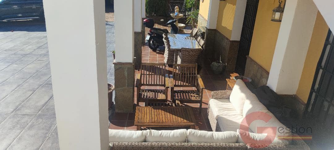 5 soveværelse Villa til salg i Trapiche med swimmingpool garage - € 478.000 (Ref: 9511320)