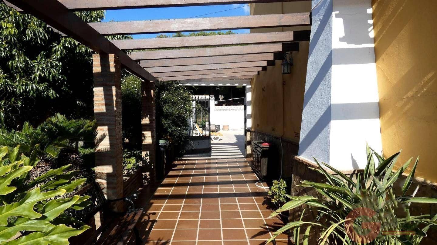 5 soveværelse Villa til salg i Trapiche med swimmingpool garage - € 478.000 (Ref: 9511320)