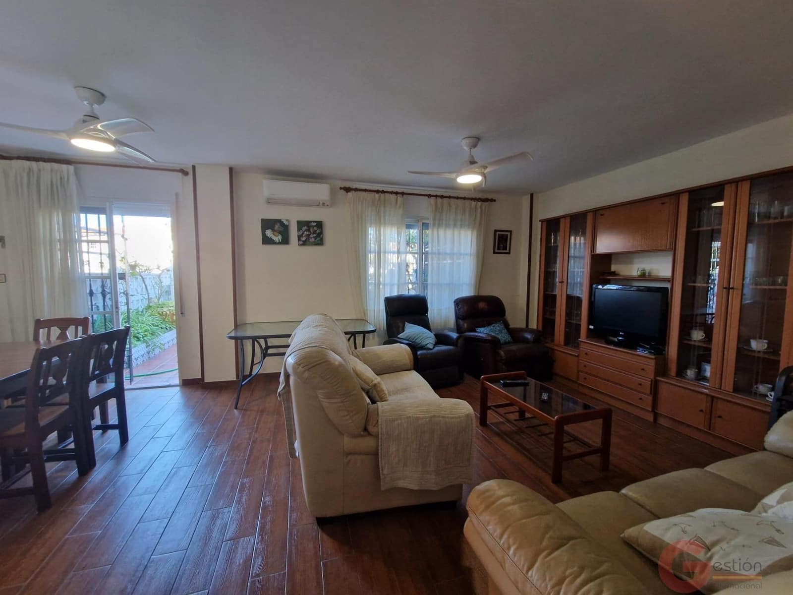 5 soveværelse Villa til salg i Salobrena med swimmingpool - € 419.000 (Ref: 9518016)