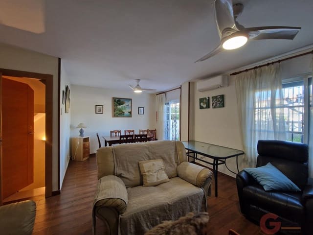 5 soveværelse Villa til salg i Salobreña med swimmingpool - € 419.000 (Ref: 9518016)