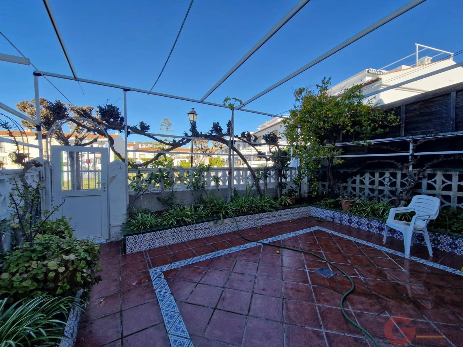 5 soveværelse Villa til salg i Salobrena med swimmingpool - € 419.000 (Ref: 9518016)