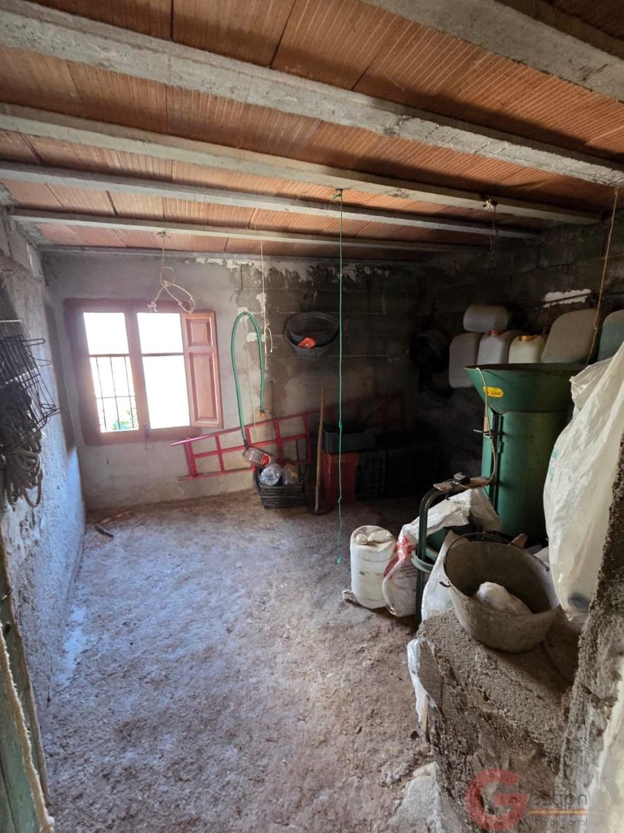 5 sovrum Villa till salu i Pinar - 126 000 € (Ref: 9519710)