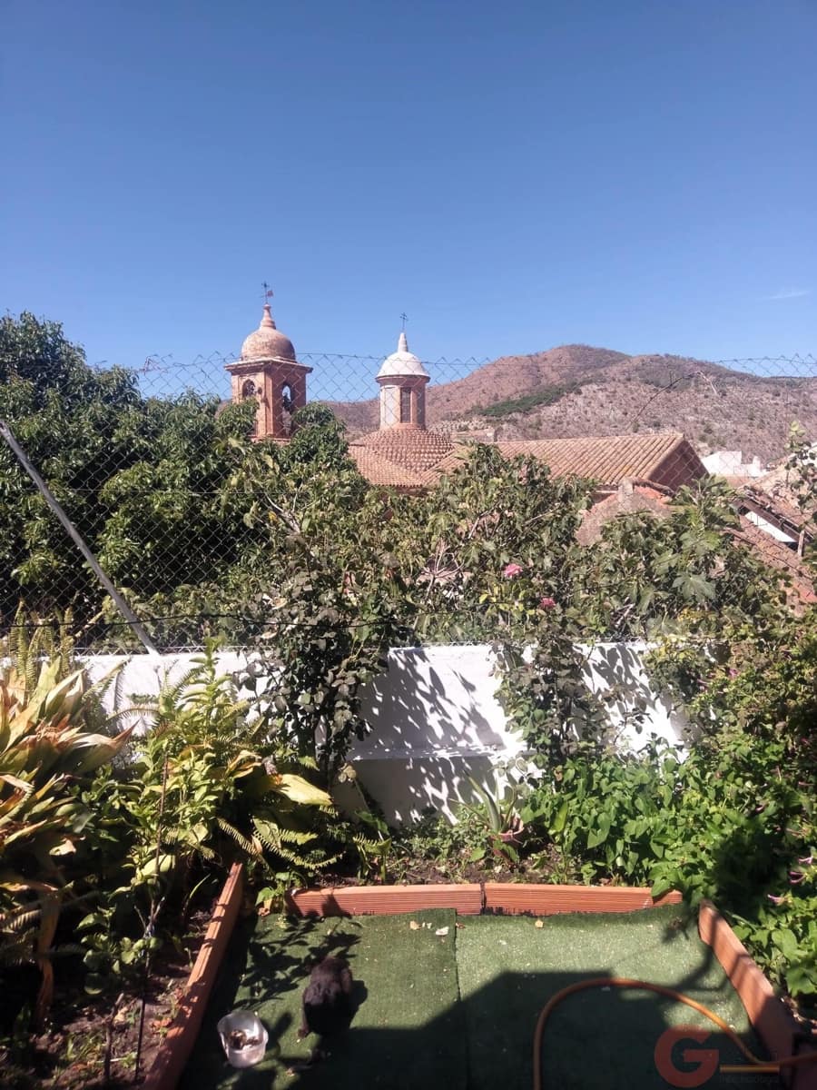 4 quarto Moradia para venda em Velez de Benaudalla - 170 000 € (Ref: 9519713)