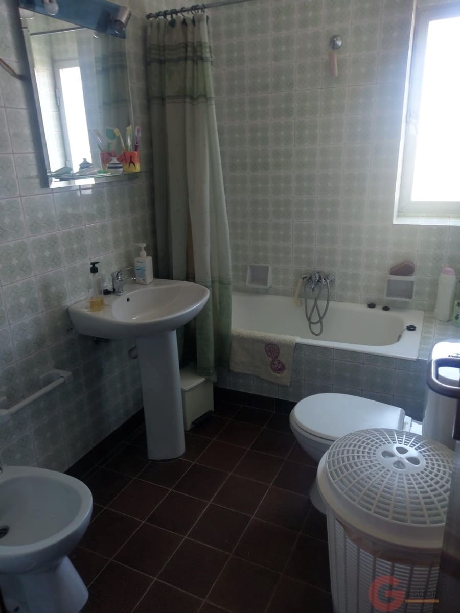 4 quarto Moradia para venda em Velez de Benaudalla - 170 000 € (Ref: 9519713)