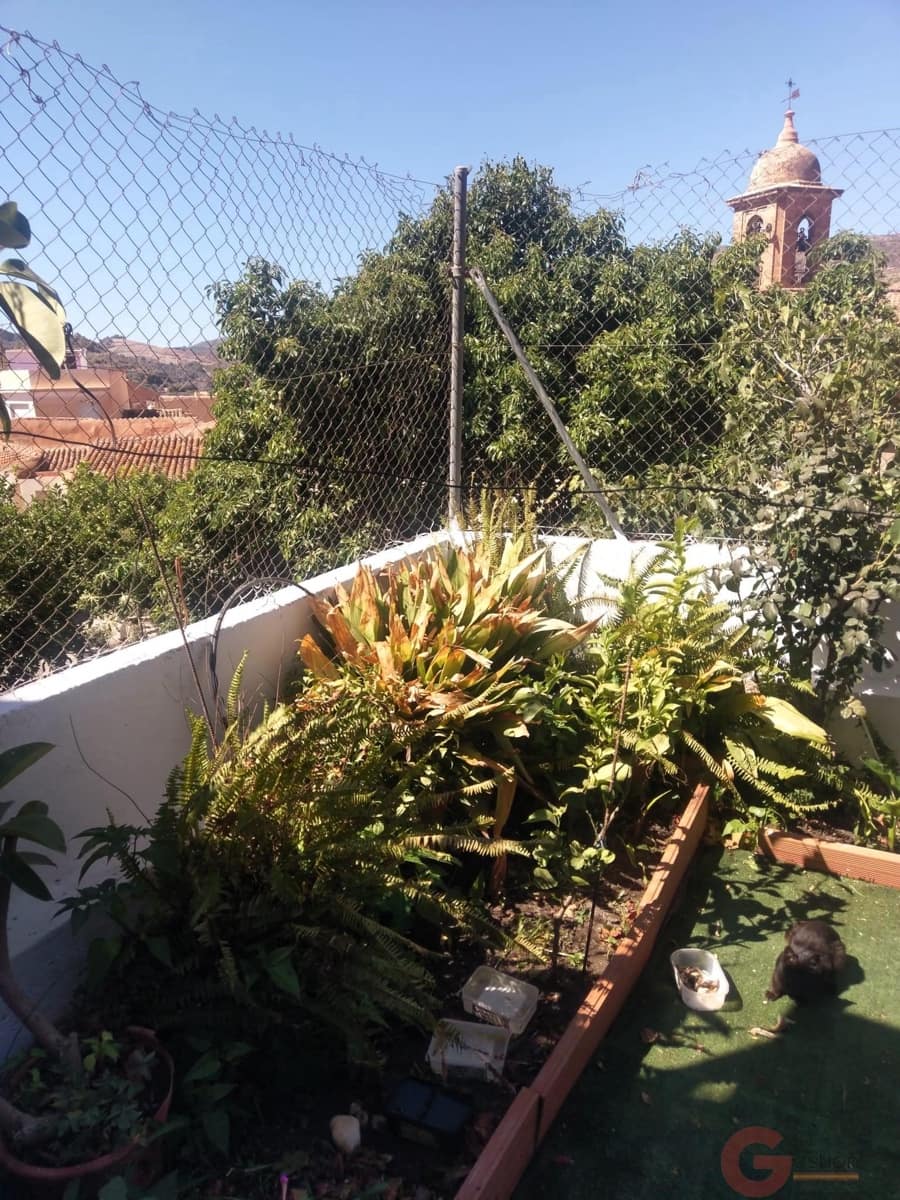 4 quarto Moradia para venda em Velez de Benaudalla - 170 000 € (Ref: 9519713)