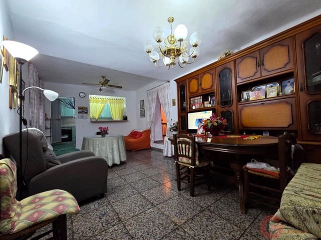 7 slaapkamer Villa te koop in Albuñuelas - € 69.000 (Ref: 9523471)