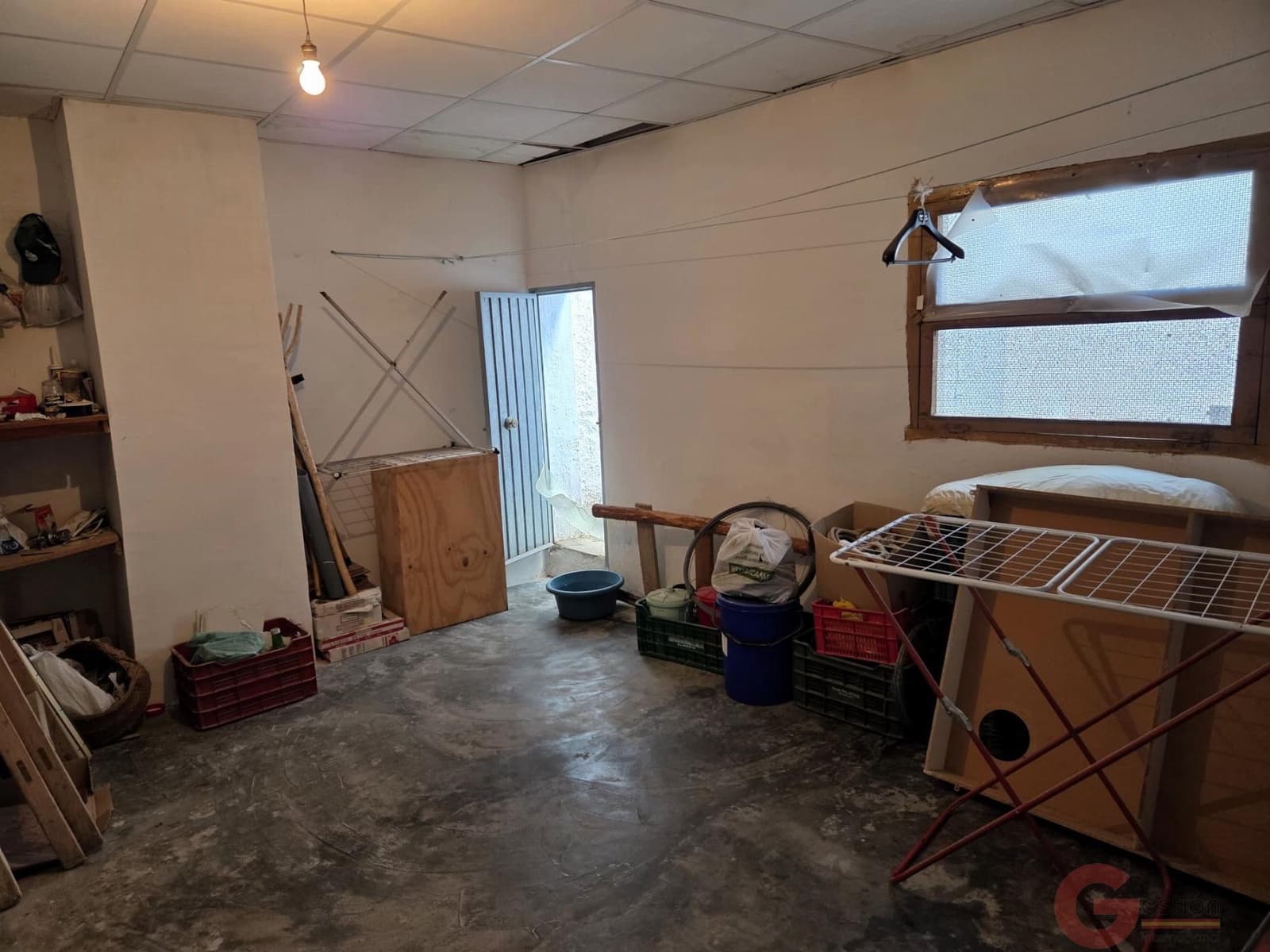 7 bedroom Villa for sale in Albunuelas - € 69,000 (Ref: 9523471)