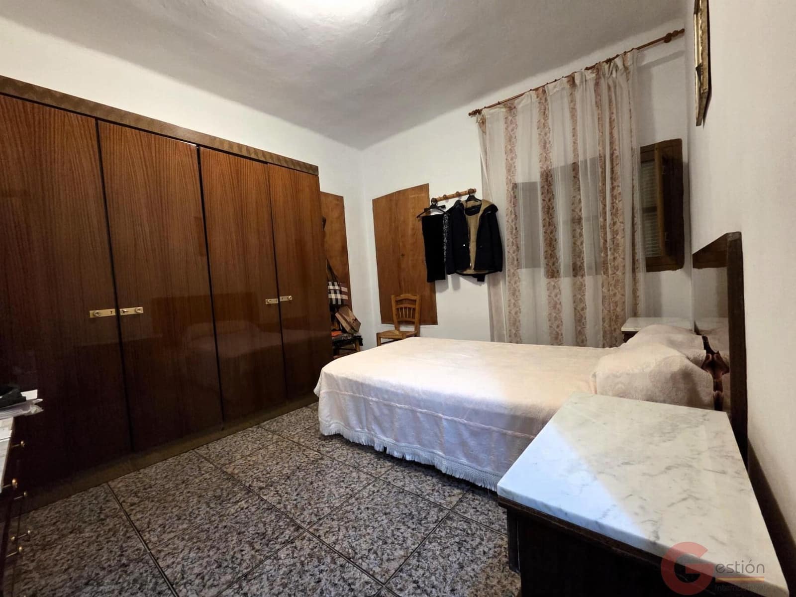 7 bedroom Villa for sale in Albunuelas - € 69,000 (Ref: 9523471)