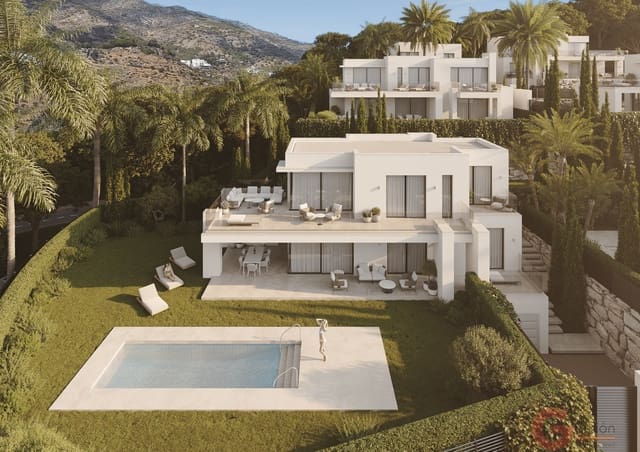 Chalet de 4 habitaciones en Mijas pueblo, Mijas en venta con piscina garaje - 1.975.000 € (Ref: 9547299)
