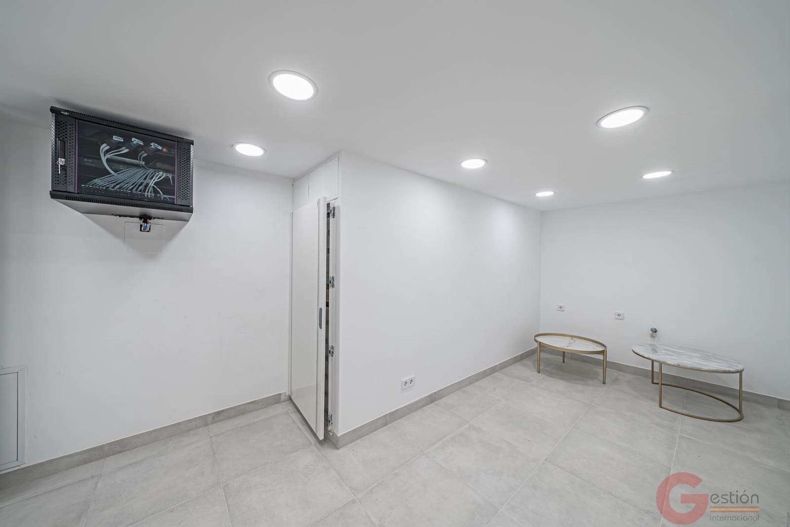 6 sypialnia Willa na sprzedaż w Marbella z basenem garażem - 6 400 000 € (Ref: 9548369)