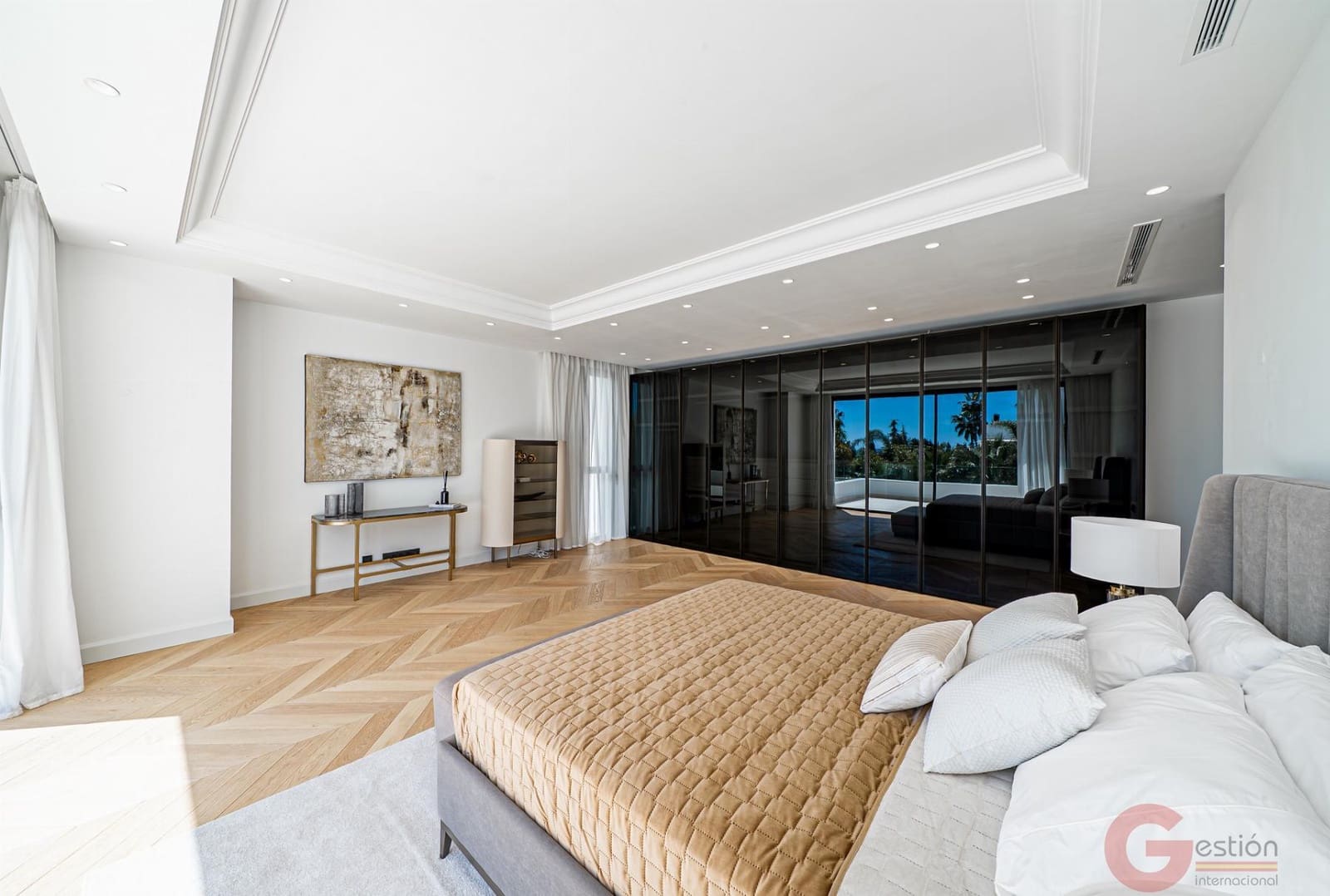 6 sypialnia Willa na sprzedaż w Marbella z basenem garażem - 6 400 000 € (Ref: 9548369)