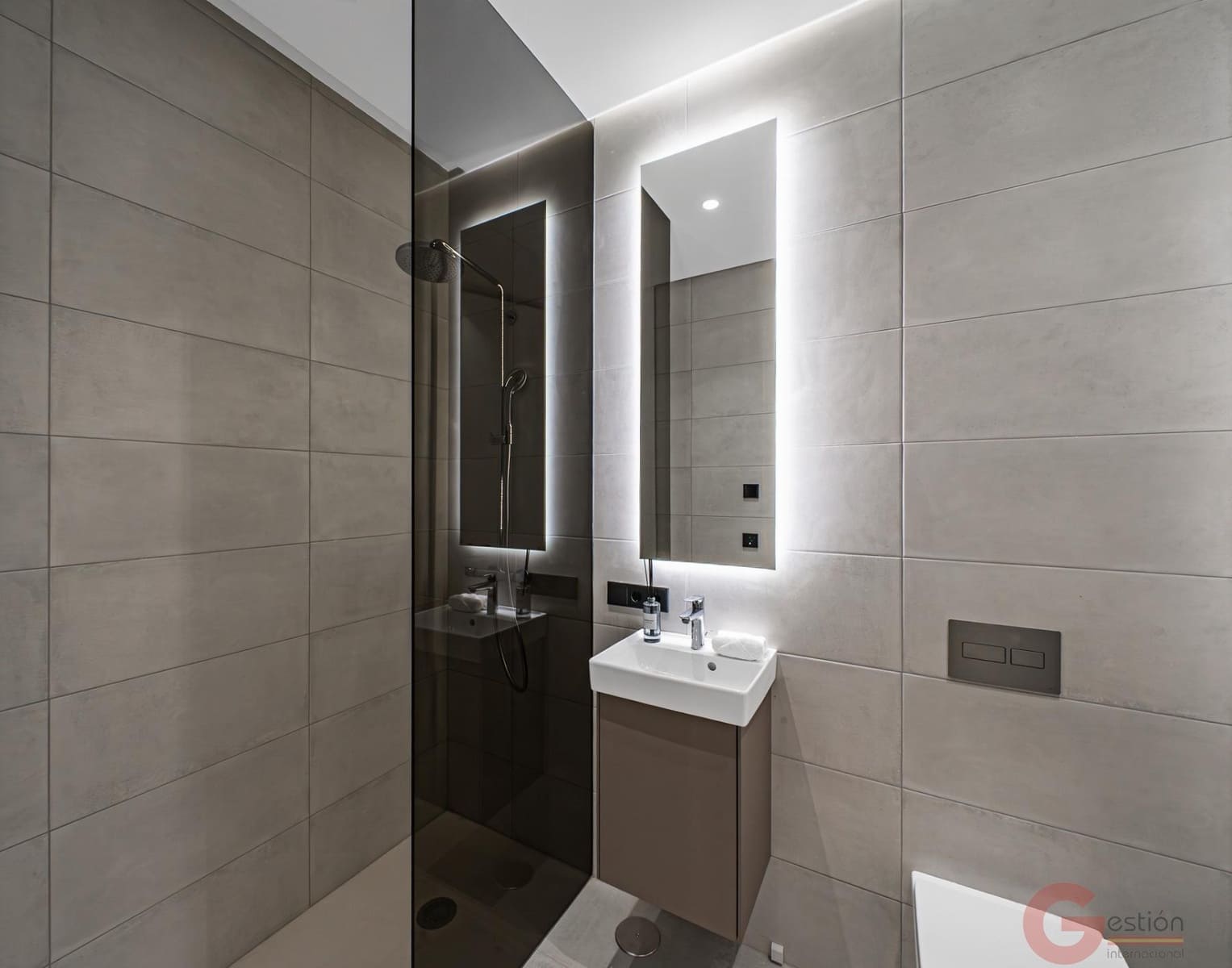 6 sypialnia Willa na sprzedaż w Marbella z basenem garażem - 6 400 000 € (Ref: 9548369)