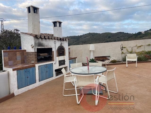 4 sypialnia Finka/Dom wiejski na sprzedaż w Almayate, Vélez-Málaga z basenem garażem - 460 000 € (Ref: 9554274)