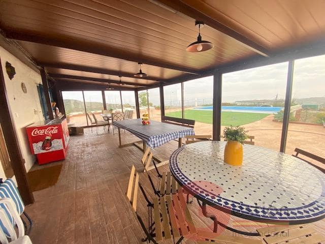 4 sypialnia Finka/Dom wiejski na sprzedaż w Almayate z basenem garażem - 460 000 € (Ref: 9554274)