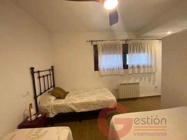 4 sypialnia Finka/Dom wiejski na sprzedaż w Almayate z basenem garażem - 460 000 € (Ref: 9554274)