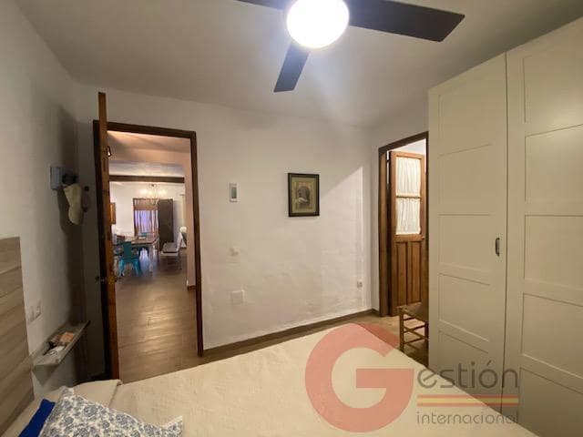 4 sypialnia Finka/Dom wiejski na sprzedaż w Almayate z basenem garażem - 460 000 € (Ref: 9554274)