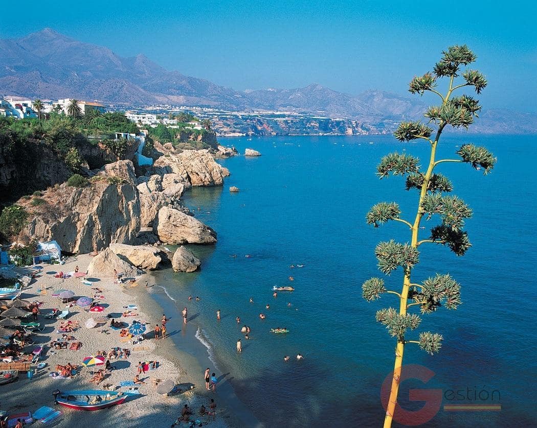 4 sypialnia Finka/Dom wiejski na sprzedaż w Almayate z basenem garażem - 460 000 € (Ref: 9554274)