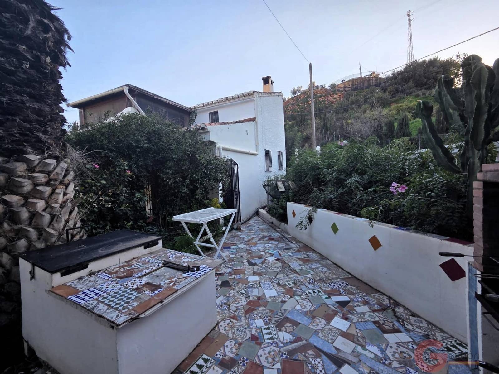 5 bedroom Finca/Country House for sale in Castell de Ferro with garage - € 175,000 (Ref: 9559902)