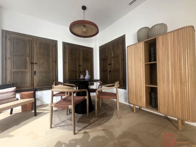 3 slaapkamer Appartement te koop in Albaicin, Granada stad met zwembad - € 650.000 (Ref: 9602401)