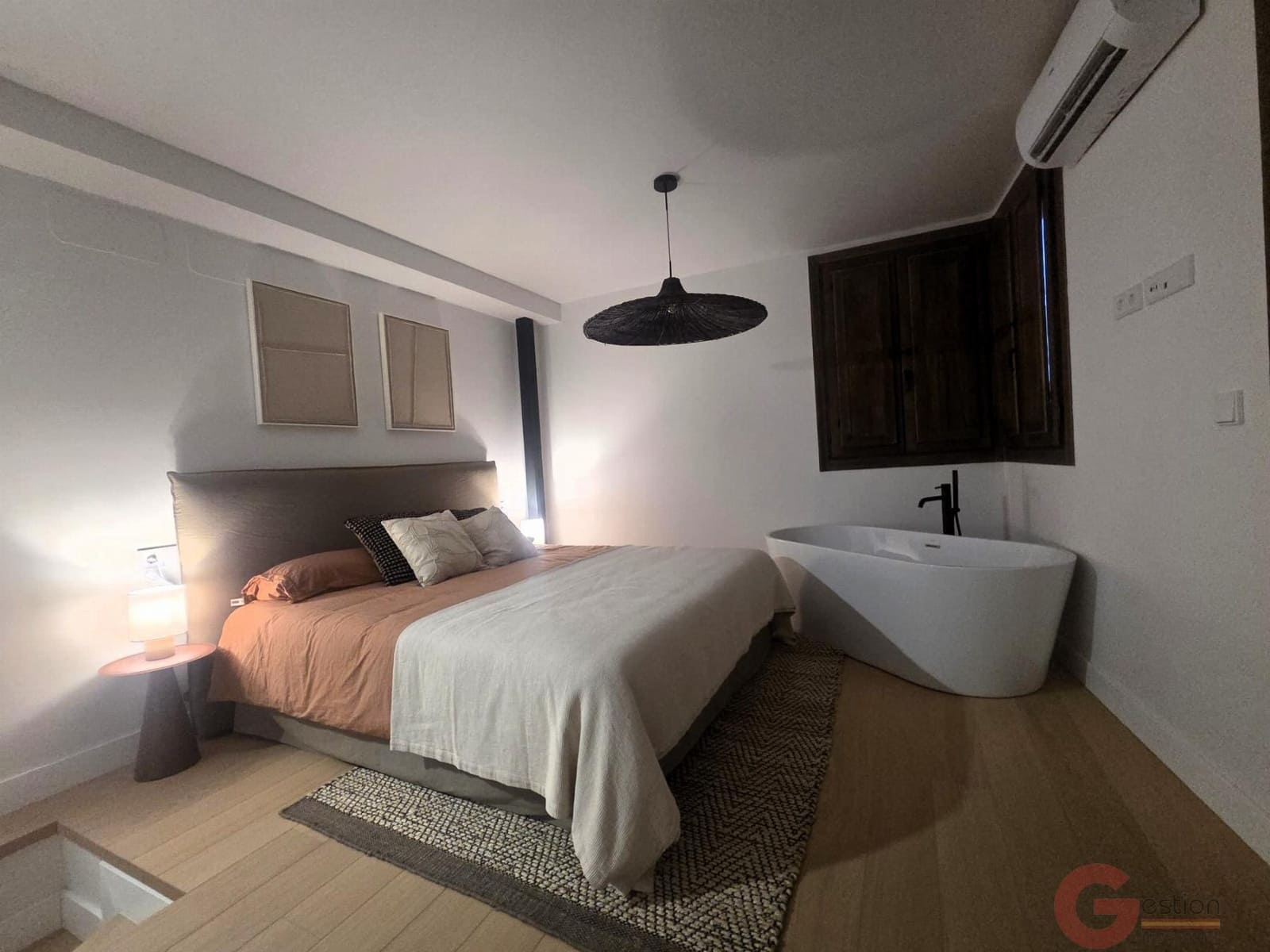 3 slaapkamer Appartement te koop in Granada stad met zwembad - € 650.000 (Ref: 9602401)