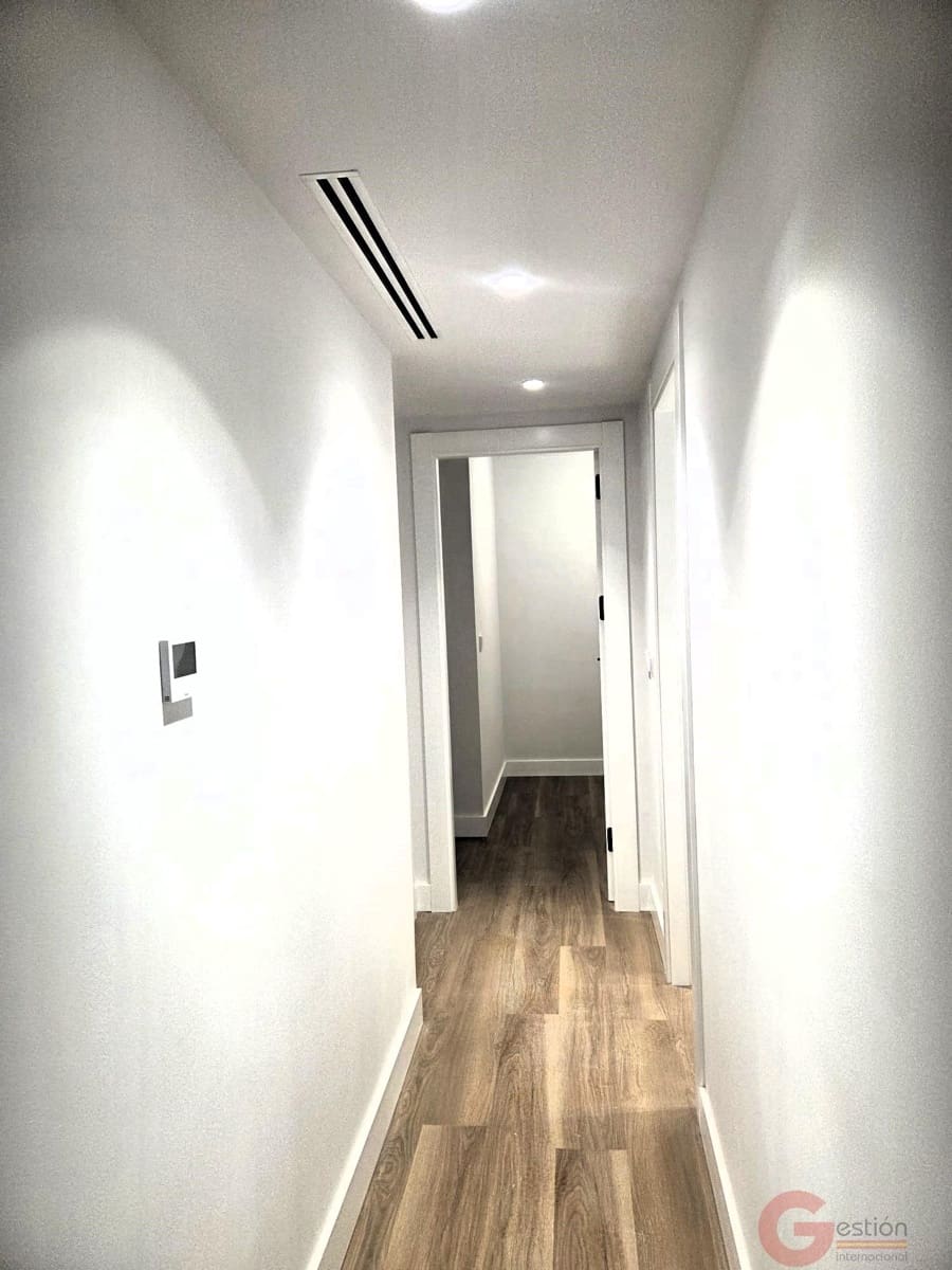 2 slaapkamer Appartement te koop in Granada stad - € 397.000 (Ref: 9602402)