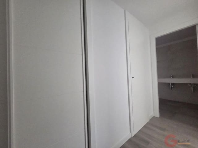 3 slaapkamer Appartement te koop in Arroyo de la Miel, Benalmádena met zwembad - € 359.995 (Ref: 9610535)