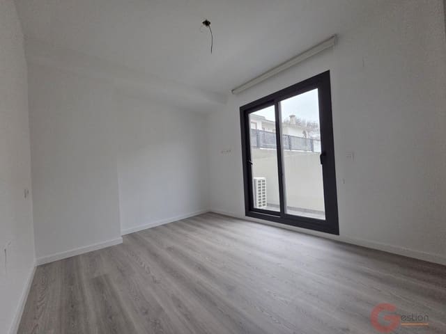 Apartamento de 2 habitaciones en Arroyo de la Miel, Benalmádena en venta con piscina - 339.995 € (Ref: 9610537)