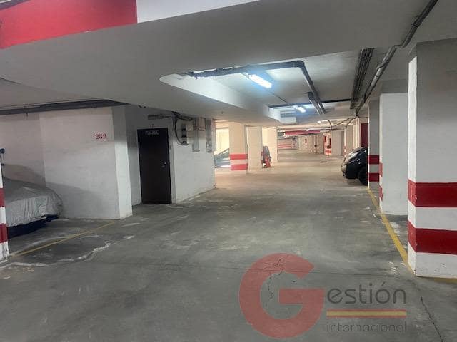 2 bedroom Apartment for sale in Almunecar with pool garage - € 313,000 (Ref: 9619601)