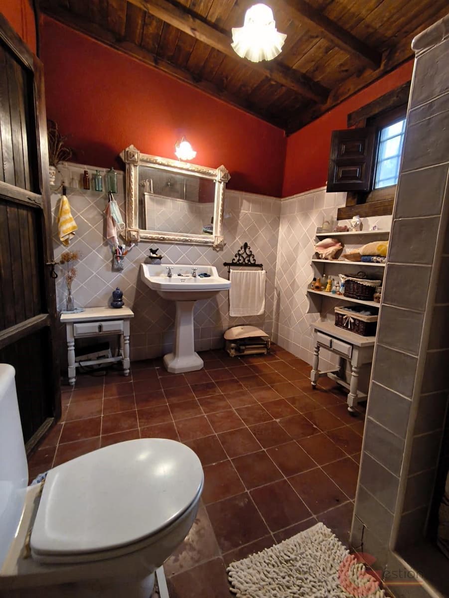 3 soveværelse Finca/Landehus til salg i Velez de Benaudalla - € 299.000 (Ref: 9646267)