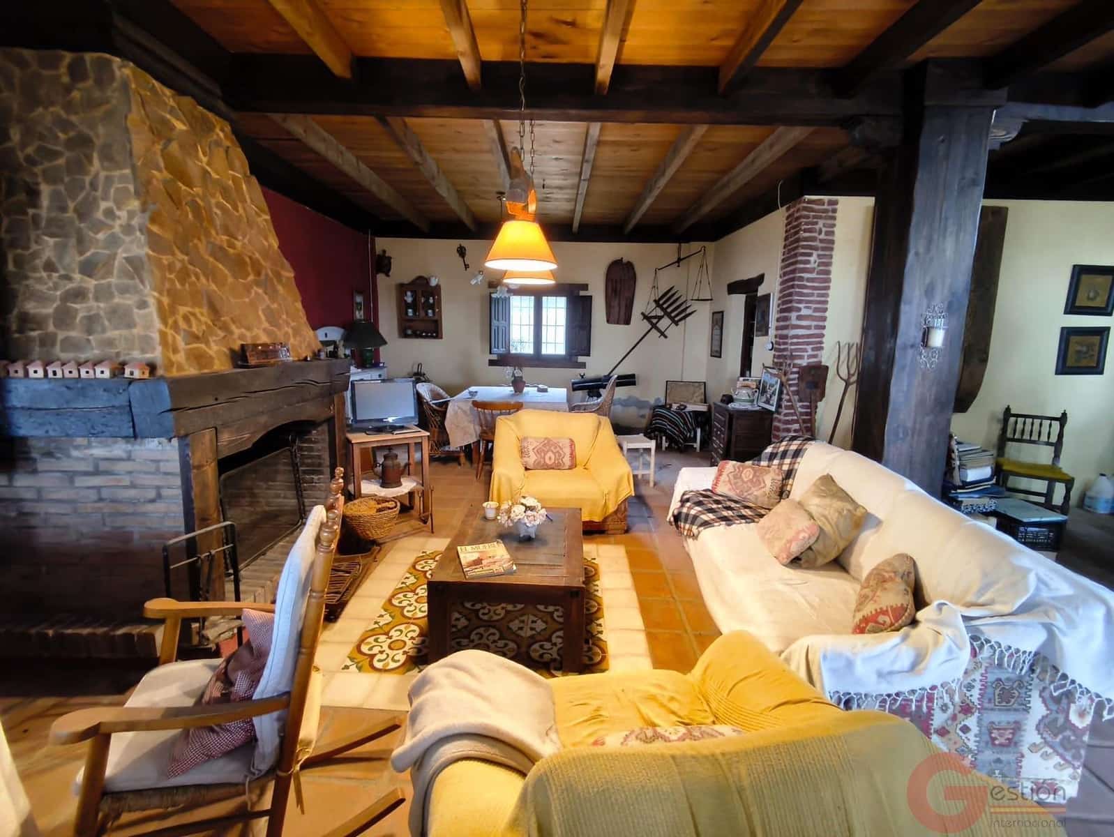 3 soveværelse Finca/Landehus til salg i Velez de Benaudalla - € 299.000 (Ref: 9646267)