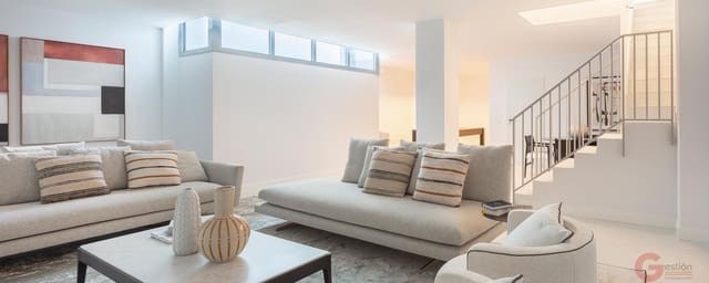 3 chambre Villa/Maison à vendre à Bahía de Marbella, Marbella avec piscine garage - 1 250 000 € (Ref: 9646276)