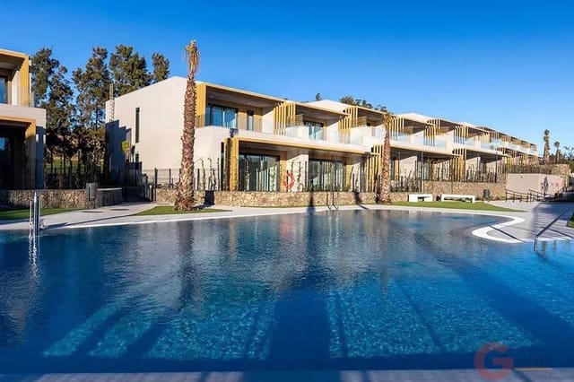 4 soveværelse Villa til salg i El Faro de Calaburra - Chaparral, Mijas med swimmingpool garage - € 891.000 (Ref: 9646280)
