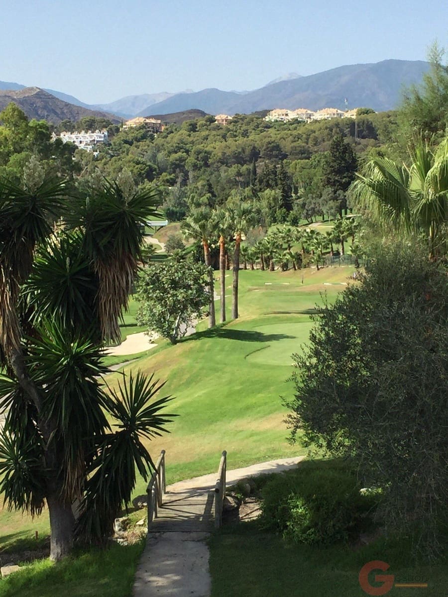 2 chambre Appartement à vendre à Marbella avec piscine garage - 500 000 € (Ref: 9650890)