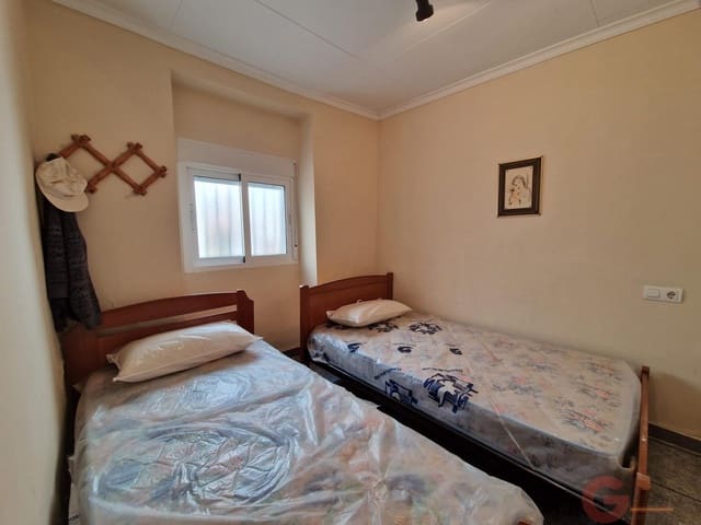 3 Zimmer Villa zu verkaufen in Itrabo - 85.900 € (Ref: 9658037)