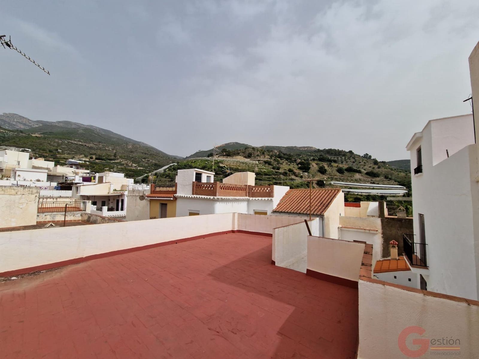 3 Zimmer Villa zu verkaufen in Itrabo - 85.900 € (Ref: 9658037)