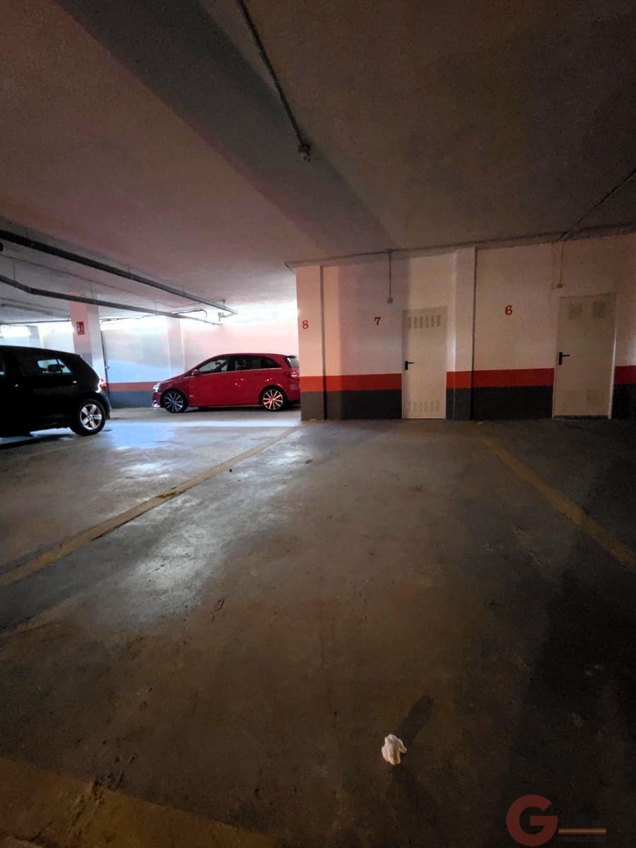 2 bedroom Apartment for sale in Velez de Benaudalla with pool garage - € 143,000 (Ref: 9663308)