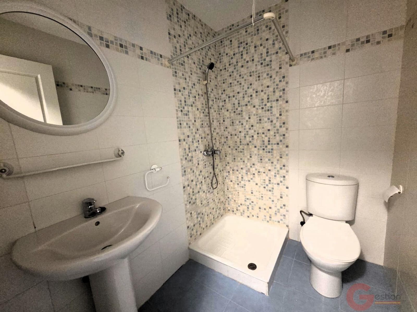 2 bedroom Apartment for sale in Velez de Benaudalla with pool garage - € 143,000 (Ref: 9663308)