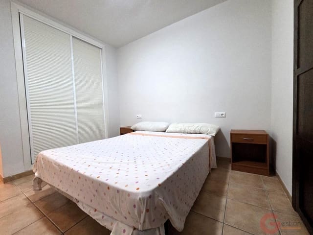 Apartamento de 2 habitaciones en Vélez de Benaudalla en venta con piscina garaje - 143.000 € (Ref: 9663308)