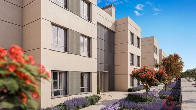 Apartamento de 2 habitaciones en El Paraiso, Estepona en venta con piscina garaje - 750.000 € (Ref: 9663311)