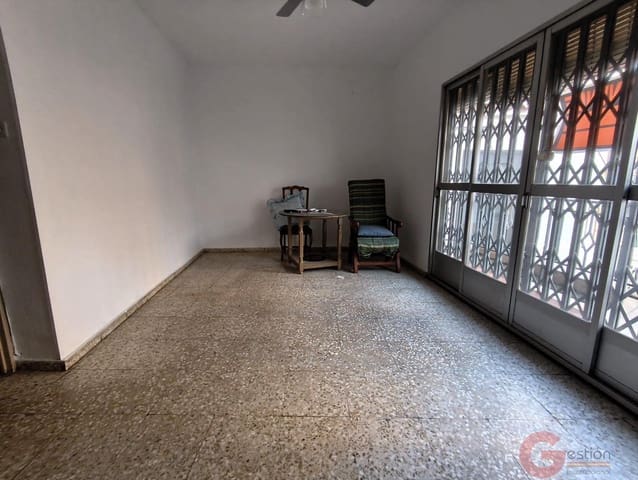 4 quarto Moradia para venda em Motril - 128 000 € (Ref: 9672769)