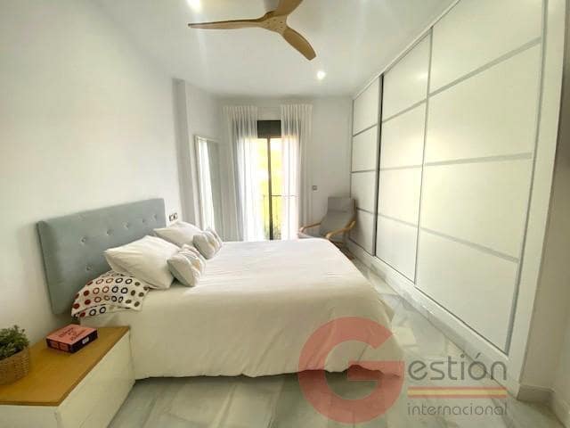 3 bedroom Flat for sale in Almunecar with garage - € 207,000 (Ref: 9677579)
